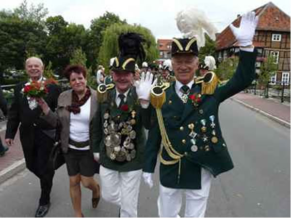  - Schützenkönig-Hitzacker-2011-Kurt-Peter-Schilder